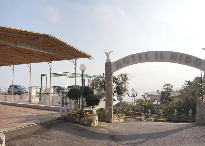 Szálloda Il Nido 3*